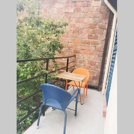 #4 Joli Appartement A 2 Pas Du Metro Et Paris 20 บันโยเล่ ภายนอก รูปภาพ